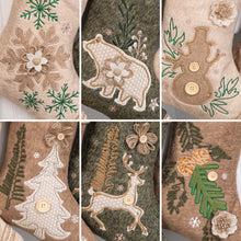 Calcetín navideño con temática de bosque - Parson Brown 