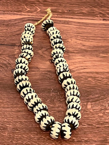 Cameroonian Beads: Mokolo